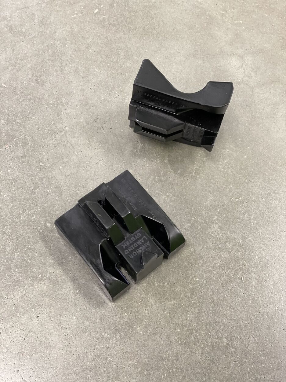 Подушки под лыжи ЧЕРНЫЕ для снегоходов BRP SKI-DOO Summit/Freeride EXPERT (Платформа G4 и G5)